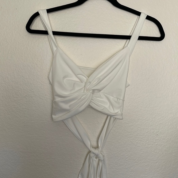 No brand . Size S color white - Picture 2 of 5